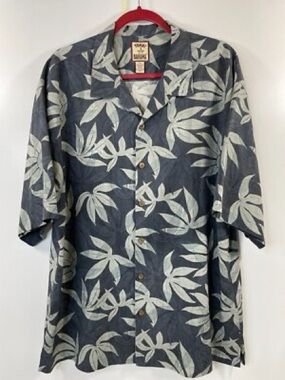 Tommy Bahama short-sleeve shirt is crafted from 100% silk tropical leaf pattern